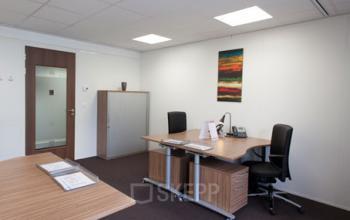Bureau fermé prêt à l'emploi à l'avenue Ledru-Rollin