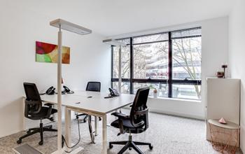 Bureaux partagés lumineux au Boulevard Victor