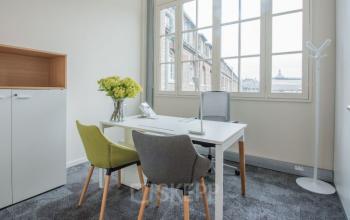 Ce bureau privé se prête très bien pour des recrutements ou des activités confidentielles