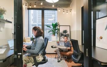 Ce bureau privatif vous permettra de travailler en tout confort au boulevard Pereire