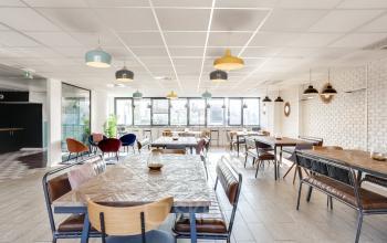 Espace commun pour passer des moments conviviaux au boulevard Gouvion Saint-Cyr