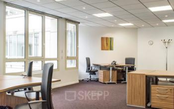 Espace de bureau spacieux pour travailler en confort à la rue du Quatre-Septembre