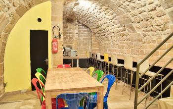 Espace commun pour passer des moments conviviaux entre collègues dans la rue Saint Denis