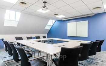 Salle de réunion équipée au Rond-Point des Champs-Elysées
