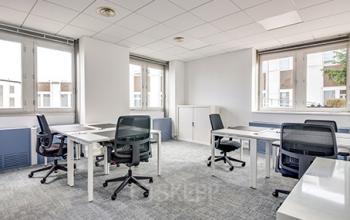 Bureaux partagés pour travailler en équipe au Rond-Point des Champs-Elysées