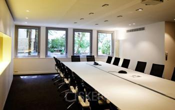 Salle de réunion de grand format pour organiser vos conférences dans la rue Quentin-Bauchart