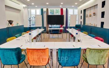 Cette salle vous permettra d'organiser tous vos événements corporates en toute simplicité dans la rue Saint Honoré