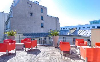 Toit-terrasse pour un moment de détente lors d'une pause méritée à la rue de Londres