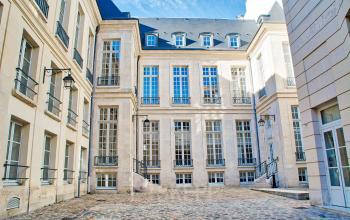 Notre cour intérieure à laquelle vous pourriez prendre une pause