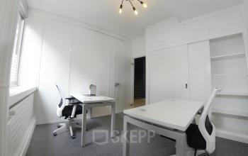 Location de bureau clé en main pour que vous puissiez vous concentrer sur votre activité immédiatement dans la rue de Clef