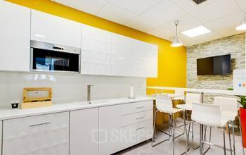 Notre cuisine est l'endroit idéal pour prendre un café avec vos collègues dans la rue de la Haye