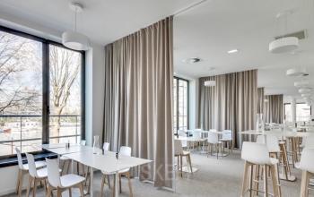 Venez manger un repas délicieux avec vos collègues dans notre restaurant inter-entreprise à l'allée de l'Europe
