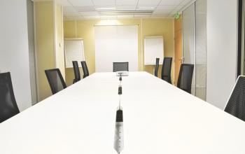 Notre salle de réunion est entièrement équipée et vous permettra d'organiser tous vos événements d'entreprise en simplicité à l'allée de l'Europe