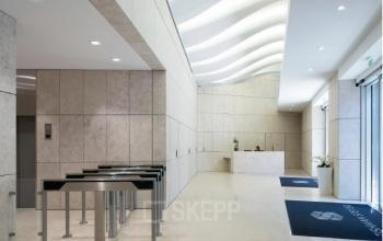 Entrée pour accéder nos bureaux privatifs au cours Valmy