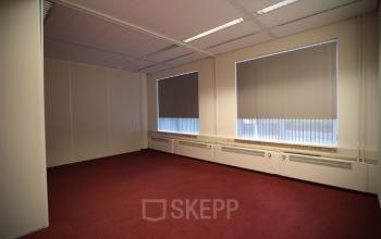 kantoorkamer kantoorruimte kantoorpand Roermond SKEPP