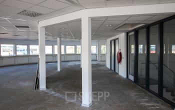 Rent empty office space in Rotterdam