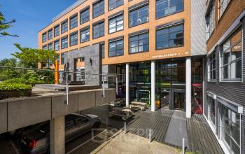 Exterior view of the office building at Boeing Avenue 1-19, Schiphol Rijk, highlighting available office space rental options.