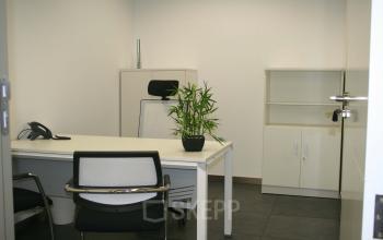 Private or shared offices