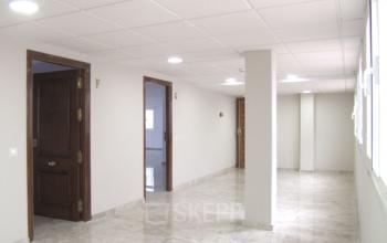 Alquilar oficinas Avenida República Argentina 27, Sevilla (7)