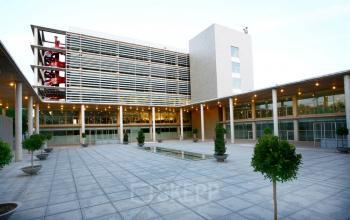 Alquilar oficinas Calle Albert Einstein 93 C, Sevilla (2)
