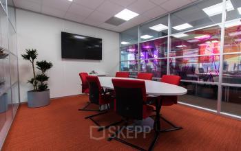 Office spaces multiple options