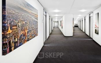 Modernes Business Center mit geschmackvoller Büro-Einrichtung in Stuttgart Nord 