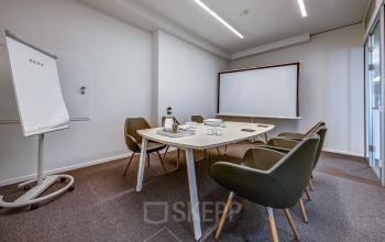 Top eingerichteter Konferenzraum Stuttgart Mitte