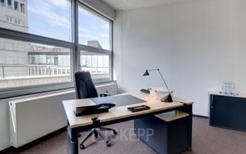 Helles Büro mieten in Stuttgart