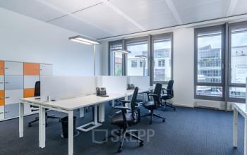 Helles Büro mieten in Stuttgart-Mitte