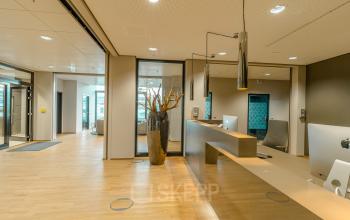 Schöne Rezeption im Business Center in Stuttgar