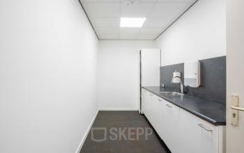 Rent office space Oudenoord 325, Utrecht (3)