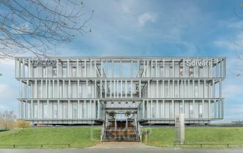 Exterior view of office building at Orteliuslaan 850, Utrecht Papendorp, perfect for those seeking office space rental.