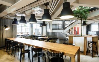 aleje jerozolimskie 181b warszawa powierzchnia wspólna