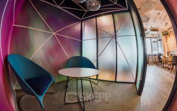 salka spotkań w biurowcu