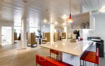 Stilvolle Business Lounge der Immobilie in Zürich