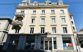 Historisches Bürogebäude in Zürich an der Seefelderstraße