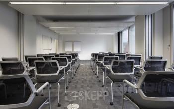 Große Räume für Präsentationen im Business Center in Zürich