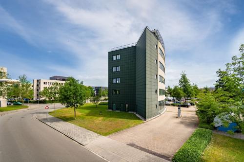 Rent office space Dokter van Deenweg 1, Zwolle (3)