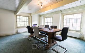 Office rooms with parking spaces for rent in Zwolle