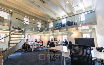 Office spaces for rent at the Rodetorenplein in Zwolle