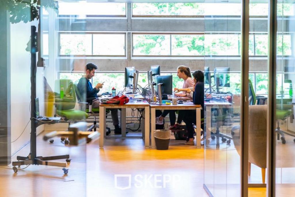 How many square meters of office space do you need per person? - SKEPP