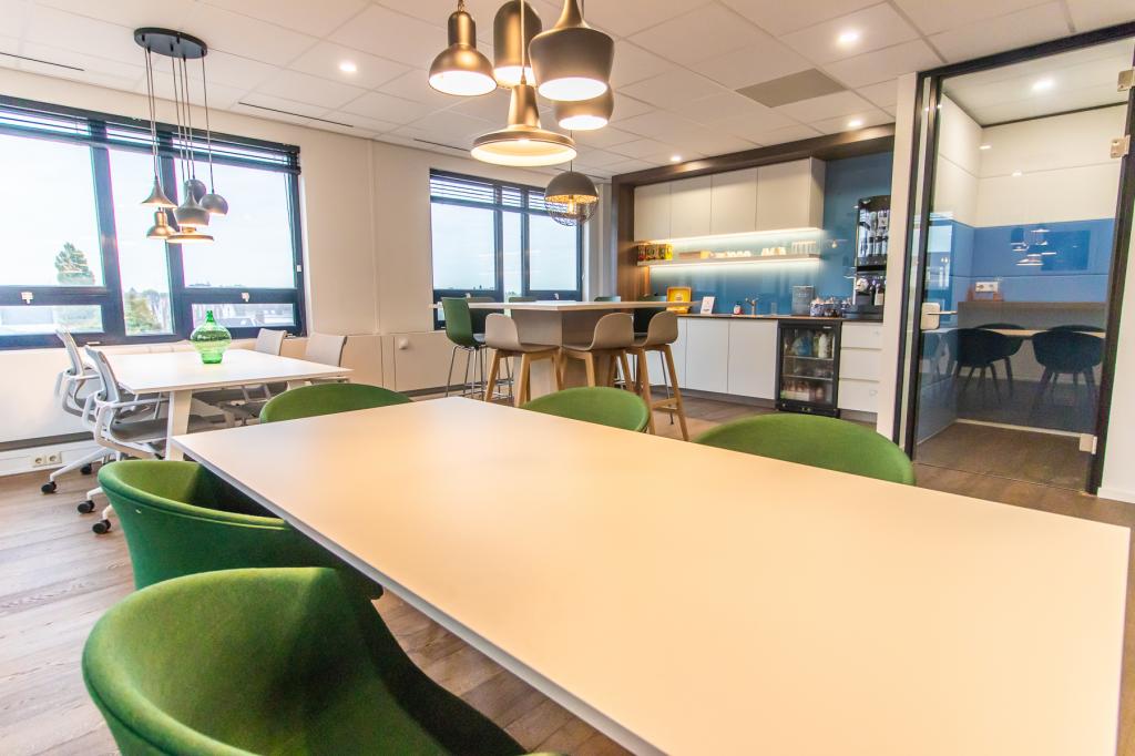 buero-mit-meetingbox