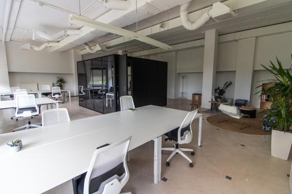 Großraumbüro eingerichtet mit SKEPP Officeplanner